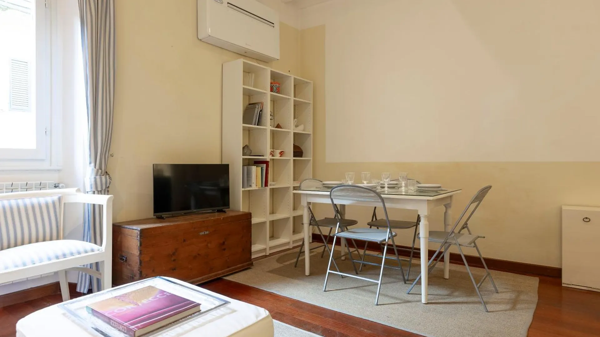 Sweet San Frediano Apartment Florenz Italien