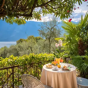 Silvana Garnì Hotel Limone sul Garda