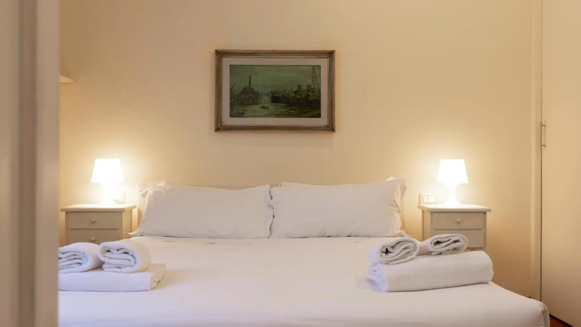 Sweet San Frediano Apartment Florence