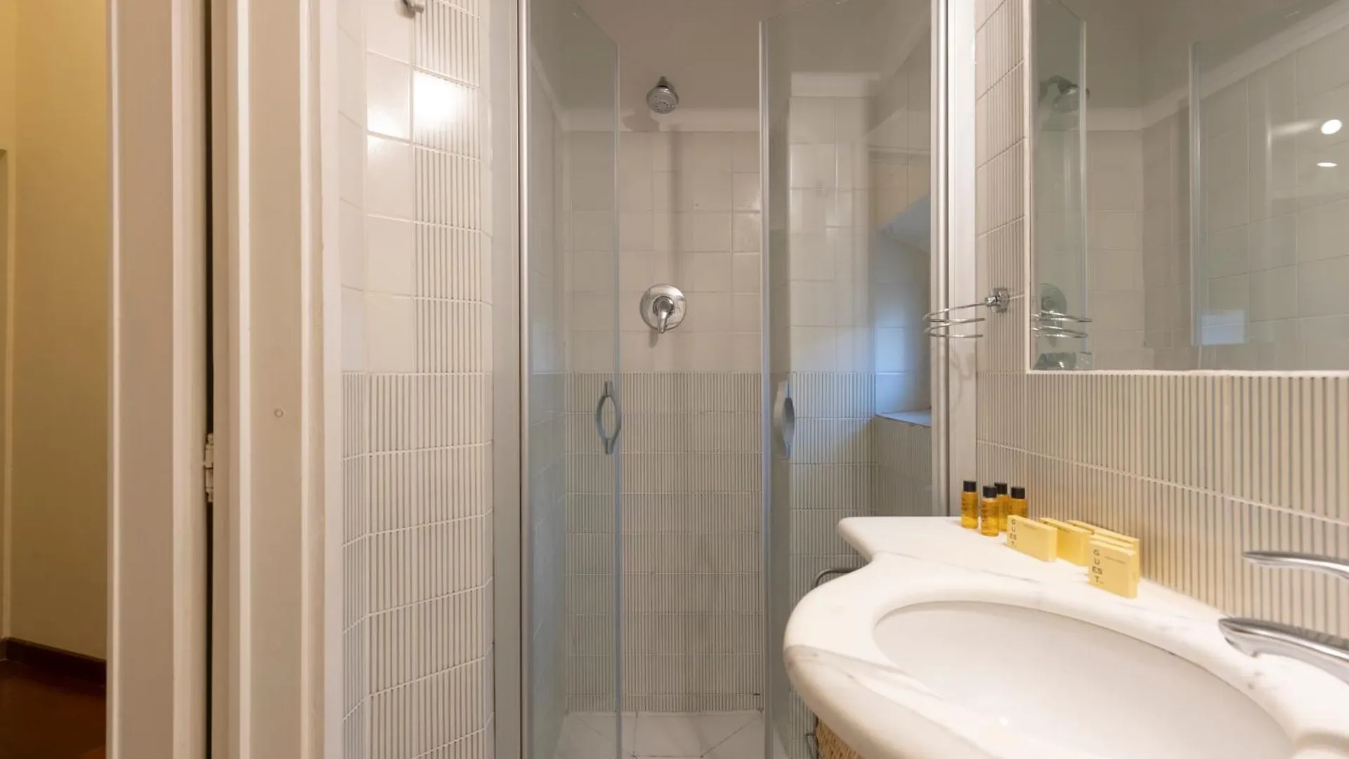 Sweet San Frediano Apartment Florence