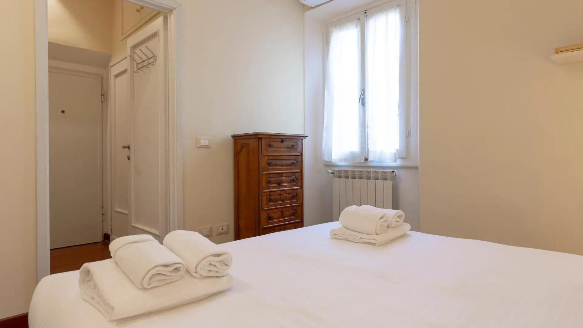 Sweet San Frediano Apartment Florence Italy